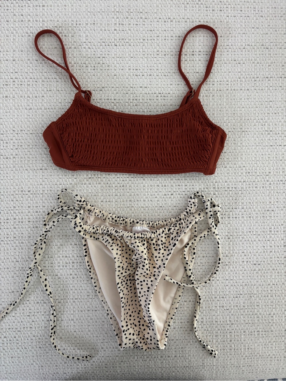 Xhilaration Women’s Bikini Set, Top- Small, Bottom- Medium